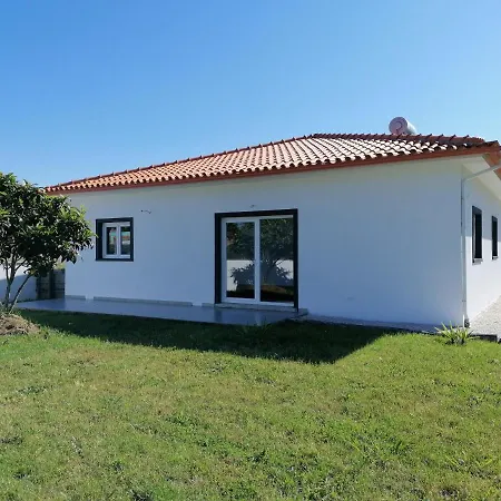 Casa Moderna Proxima Da Santa Catarina (Aveiro)