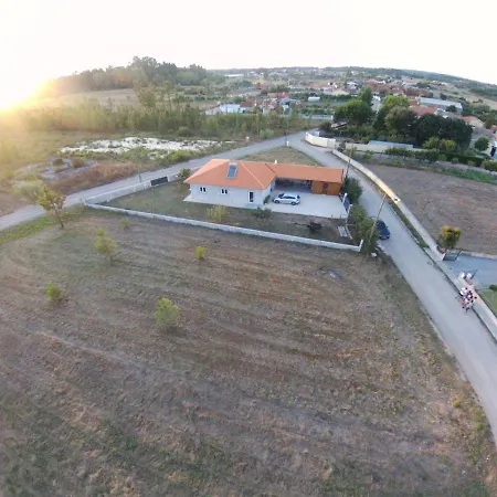 Casa Moderna Proxima Da