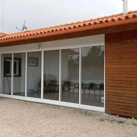 Casa Moderna Proxima Da Santa Catarina (Aveiro)