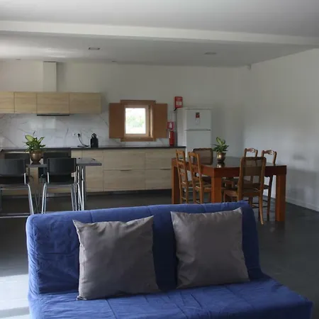 Hébergement de vacances Casa Moderna Proxima Da *