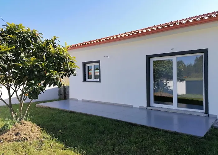 Casa Moderna Proxima Da