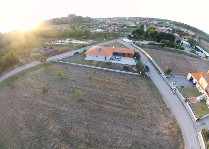 Casa Moderna Proxima Da