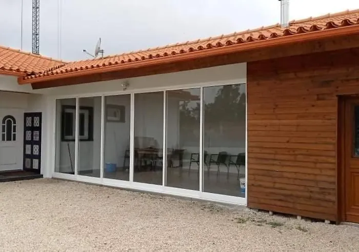 Casa Moderna Proxima Da Santa Catarina (Aveiro)