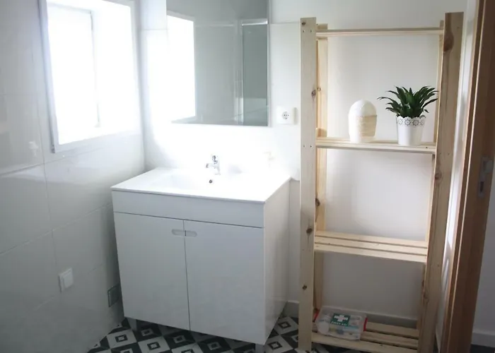 Casa Moderna Proxima Da * Santa Catarina (Aveiro)